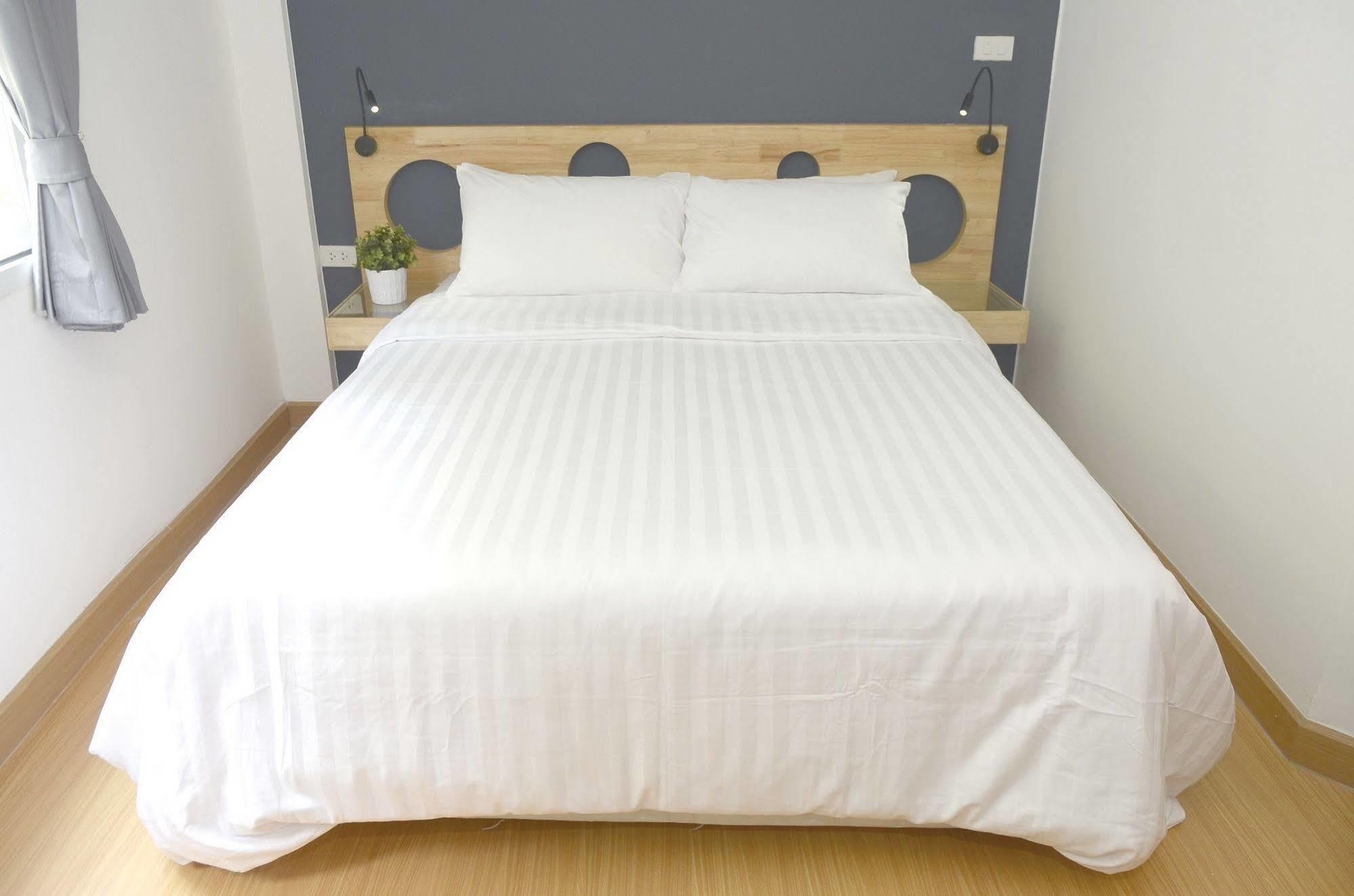 Mybed Ratchada Hotel Bangkok Eksteriør billede