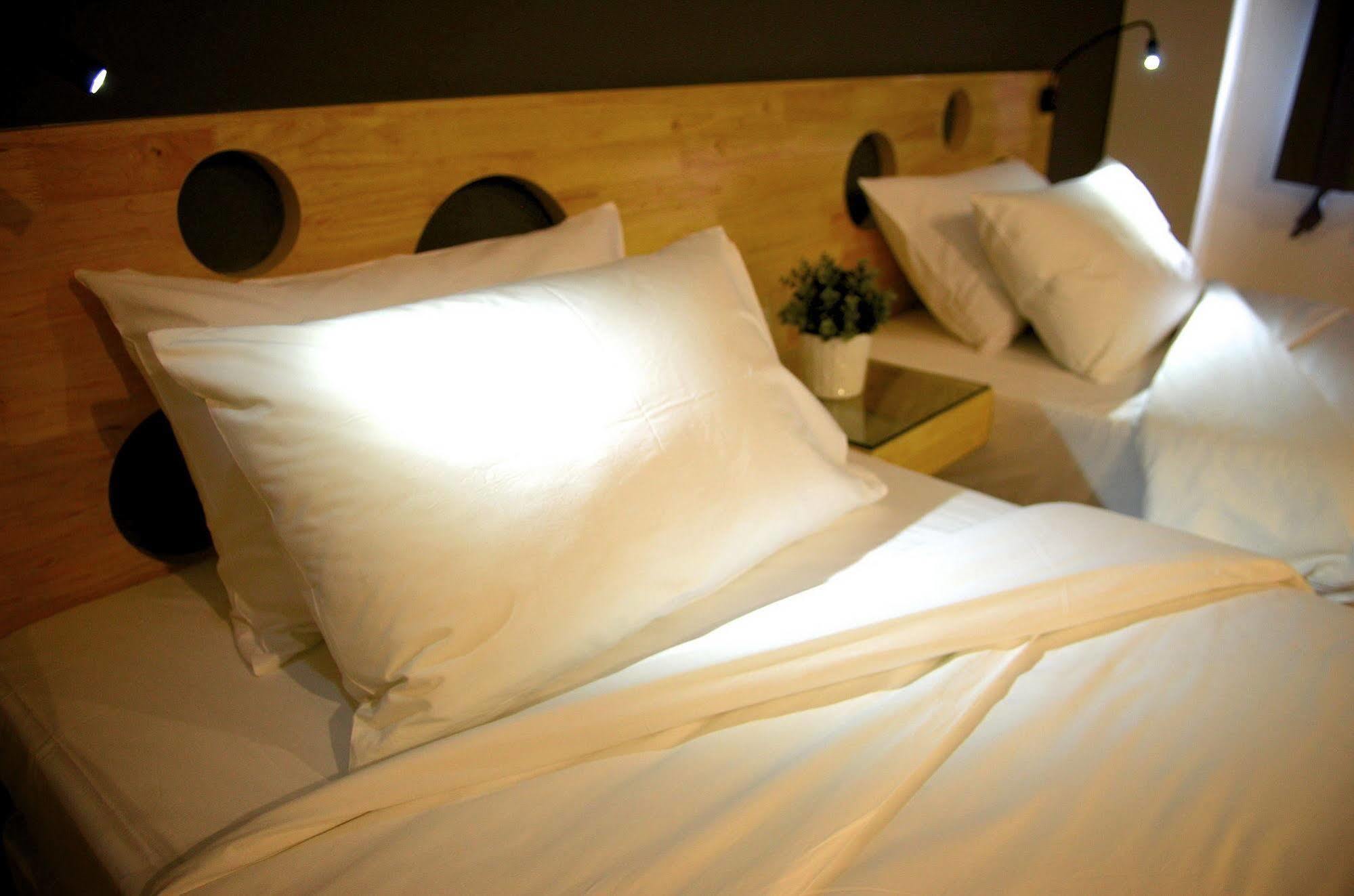 Mybed Ratchada Hotel Bangkok Eksteriør billede